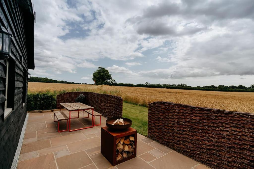 Beautiful Cottage In Bredfield Near To Woodbridge On The Suffolk Coast Exterior foto